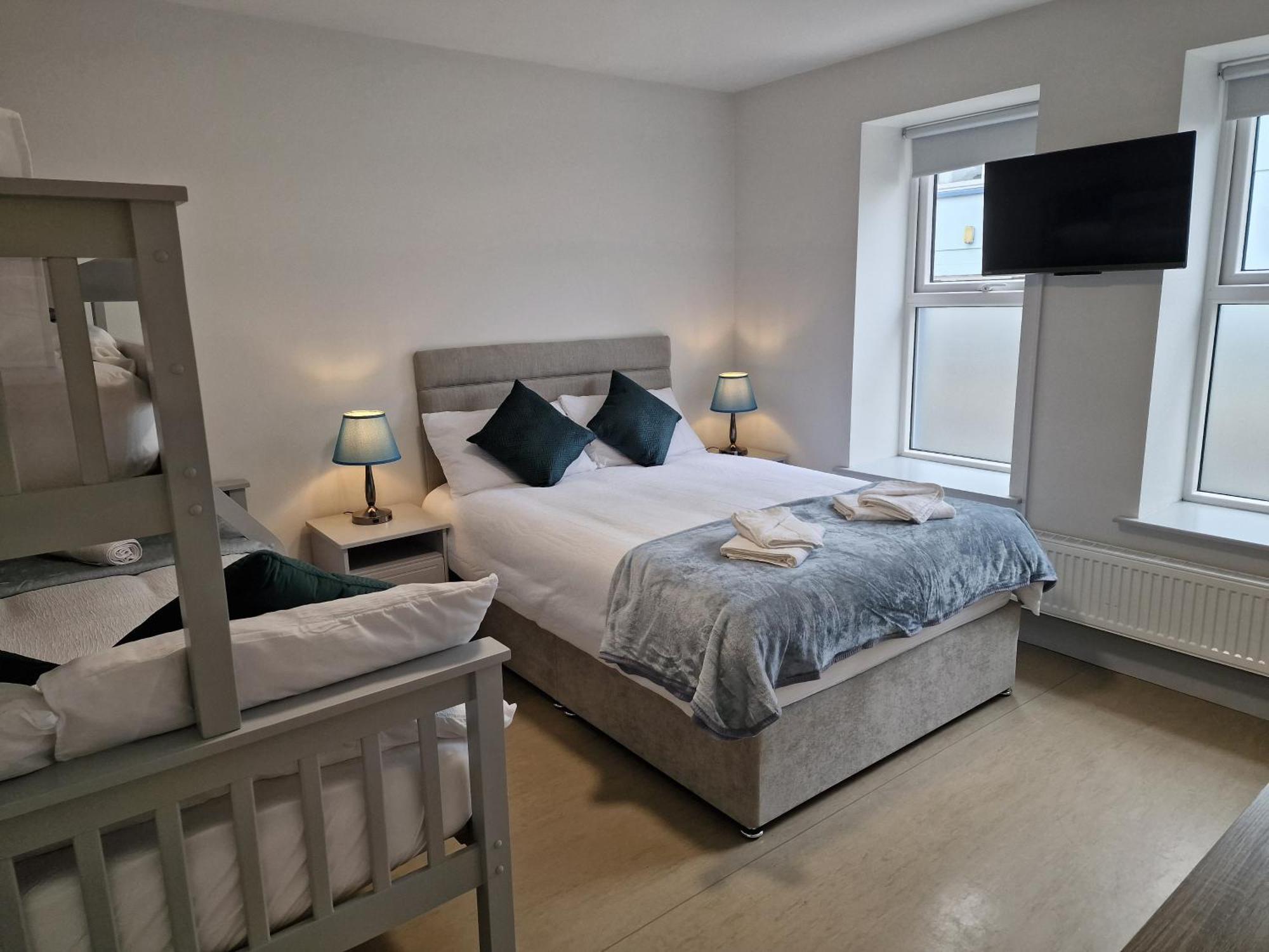 Хостел Trivia House Swanlinbar Екстер'єр фото