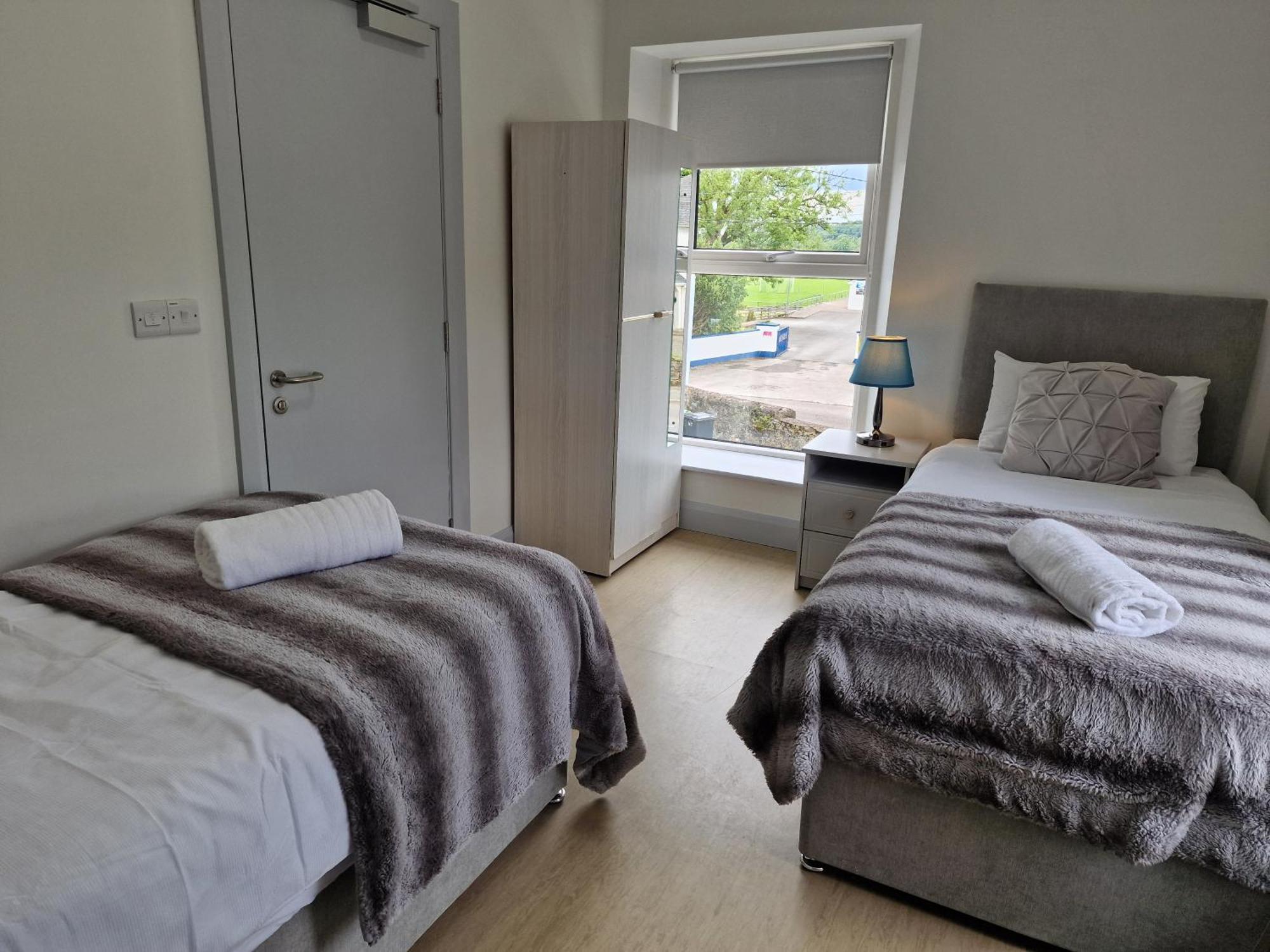 Хостел Trivia House Swanlinbar Екстер'єр фото